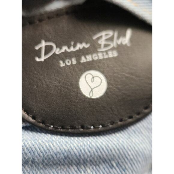 Denim Blvd Distressed Jean Mini Skirt Women's NWOT Belted - Picture 7 of 8